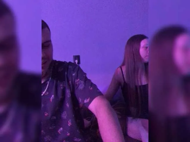 -SweetCouple-1 live room