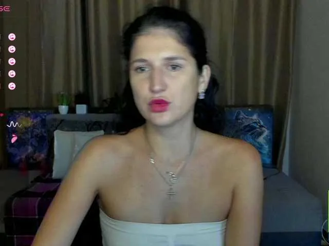 AliannaSoloKisses Image 16