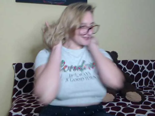 AliceSweety live room