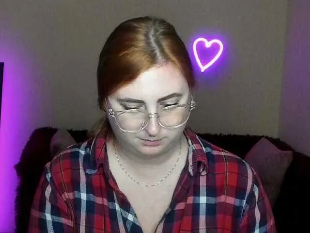 Aliciaredluv Image 12