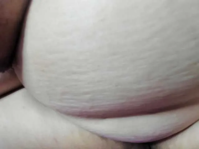 AlondraZaens live room