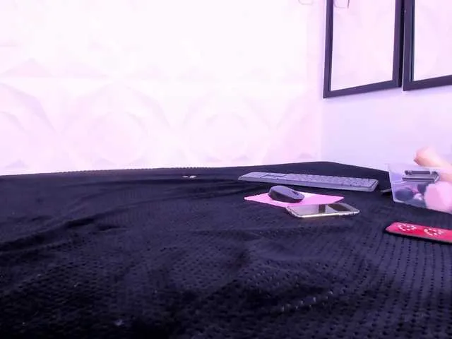 antonnella-lopez Image 2