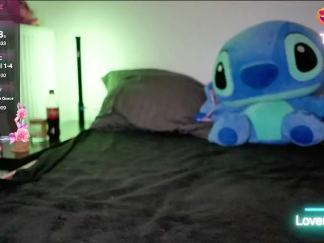 arielwavee1 live room