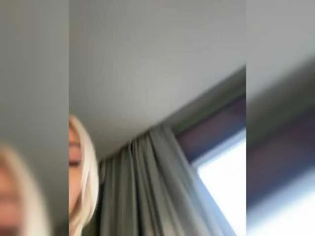 brunet-malibu live room