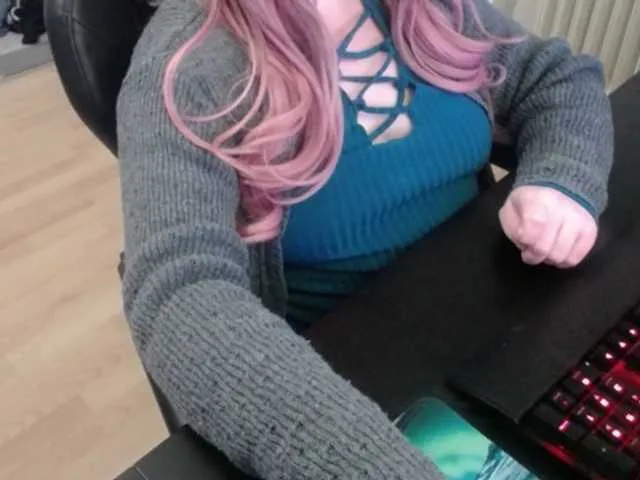 Celina-Rose's Thumb Image