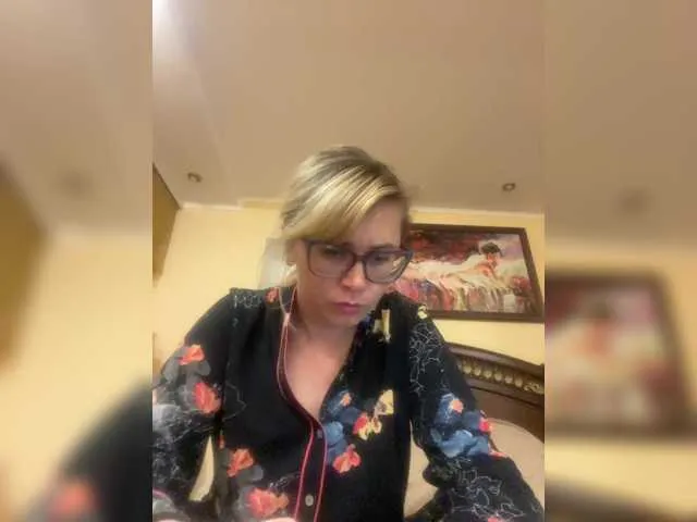 Crystal00Girl Image 14