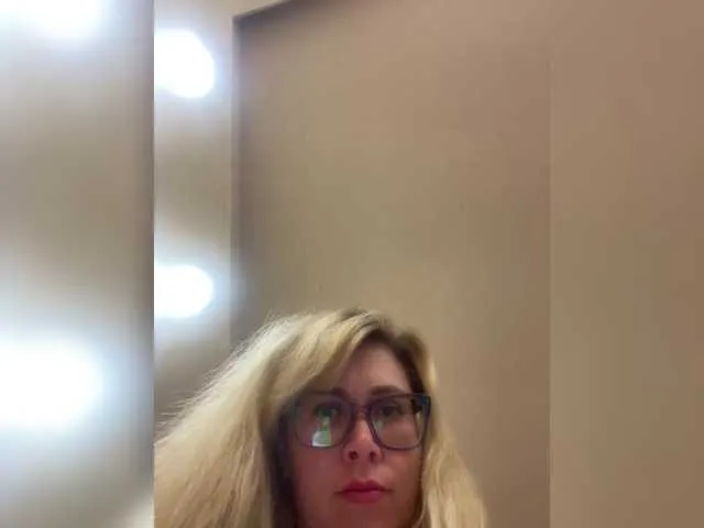 Crystal00Girl Image 15