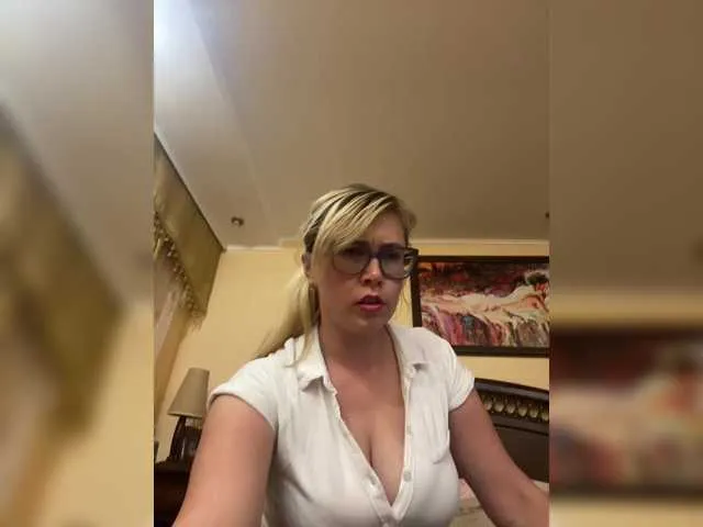 Crystal00Girl Image 16