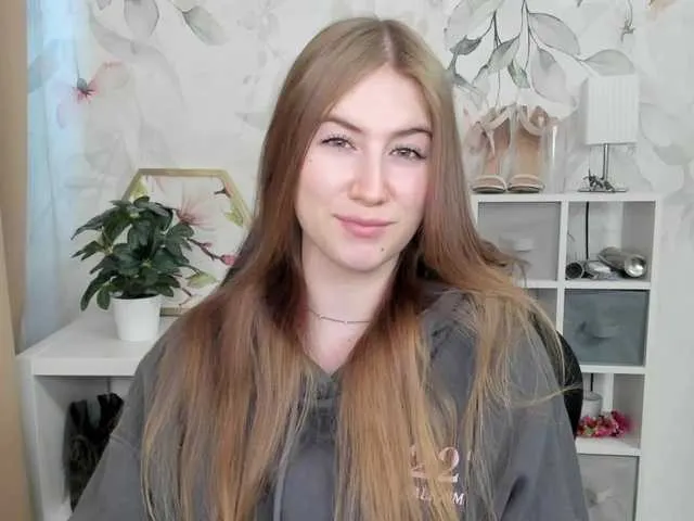 desireMegan Image 18