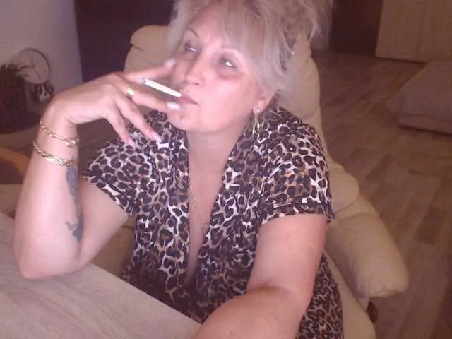 DivineBlond Image 17