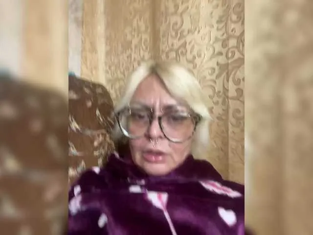 GardenerofIllusions live room