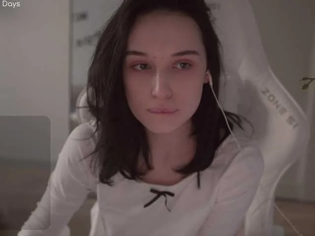 hor-neyJ0zy live room