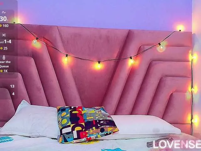 innocenthazel live room