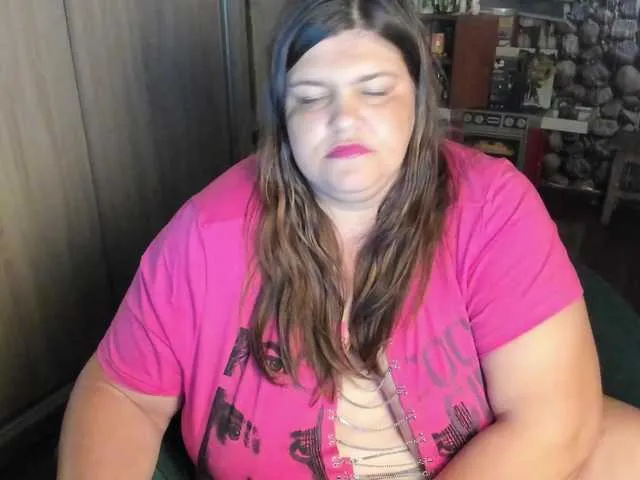 Ionysexylips69 Image 5