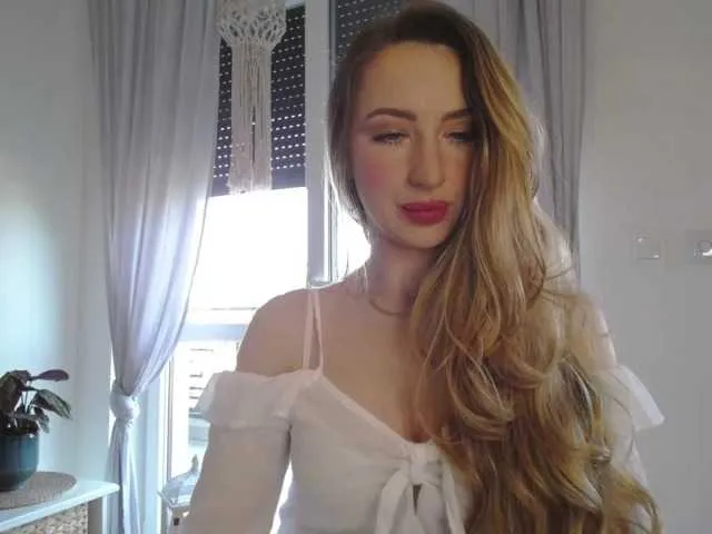 JulietteGlow Image 7