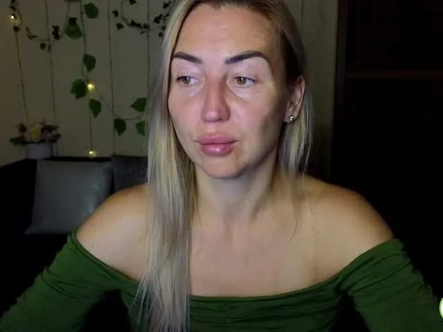 Jullyblondkiss Image 15