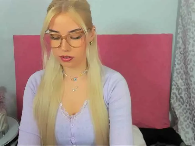 KristyAngel live room