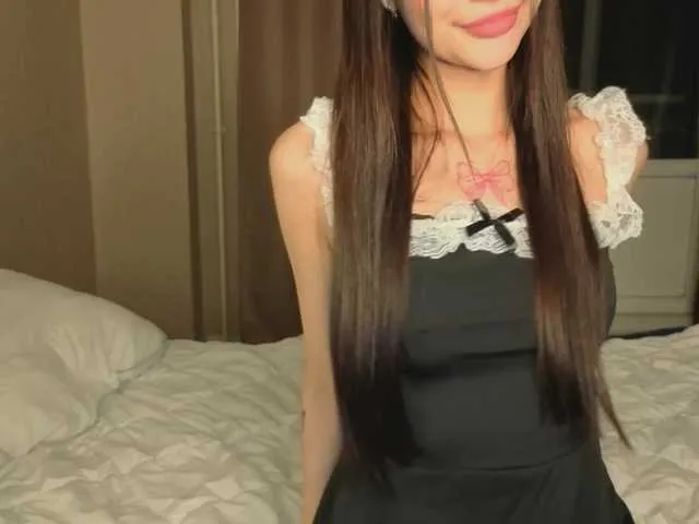 LisaAndDenis Image 18