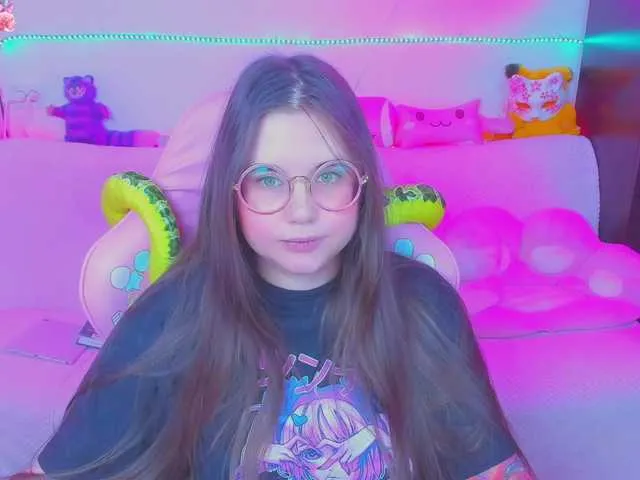 LittleKitsune live room