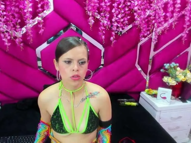 MarianaThompson Image 12