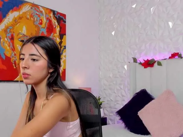 Miranda-Rogers live room