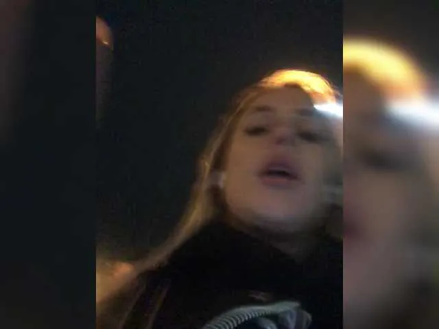 PrettyKatea live room