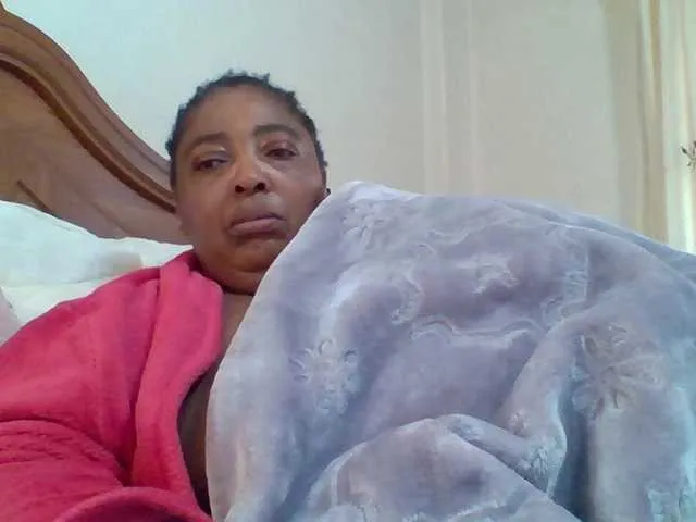 pussylips53 Image 13