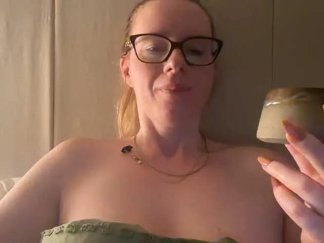 REDHEADROSIE Image 11