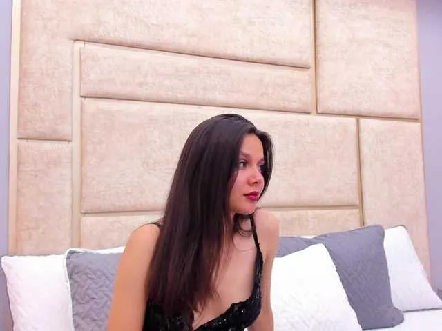 RubyScarlett live room