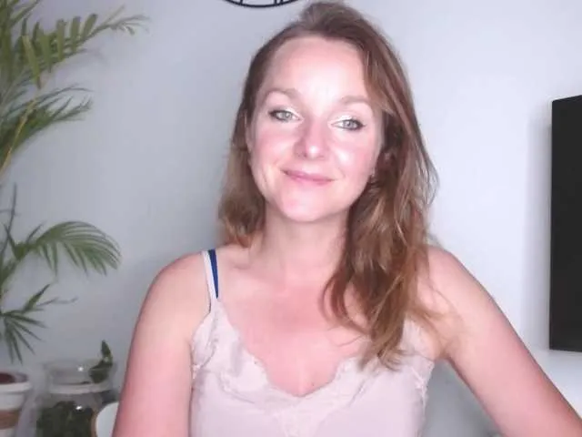 SecretAlicia Image 11