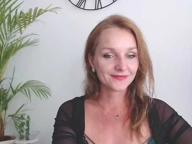 SecretAlicia Image 15