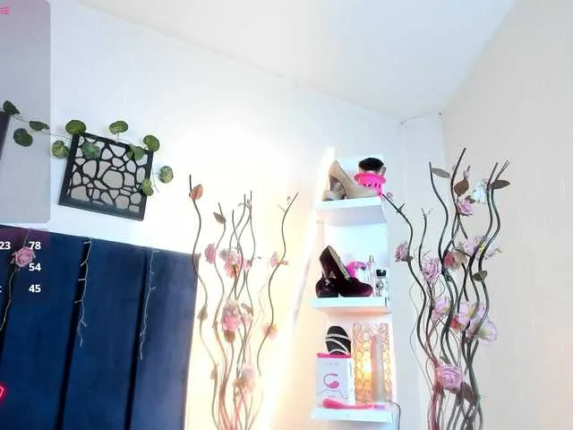 Sofia-boobs-- Image 17