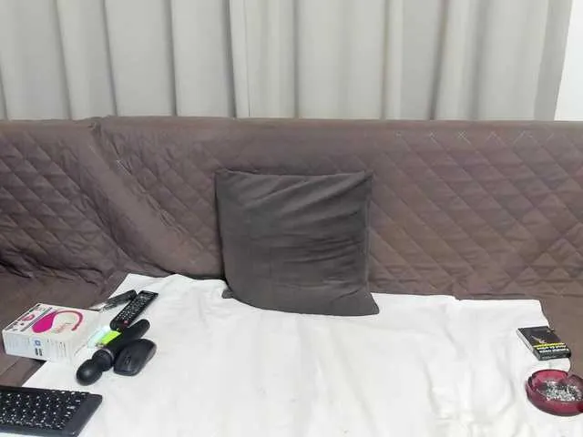 Sophiestique live room