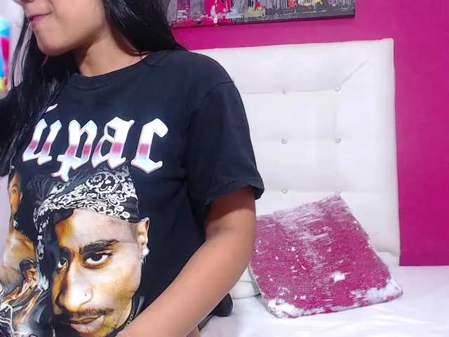 tiny-whore live room