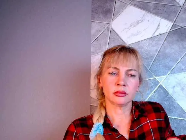 VeraFisher's Thumb Image