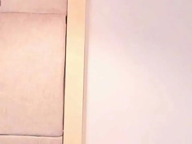 violethilton Image 12