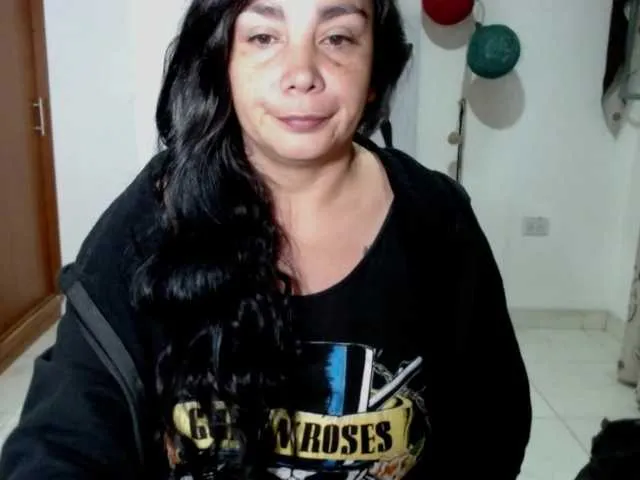 vivian-milf-paint Image 7