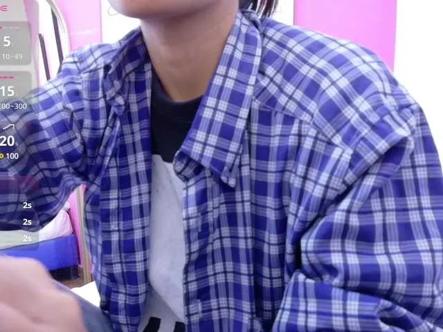 yourcuteneighbourr Image 3