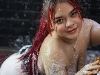 Chloe_petit live room