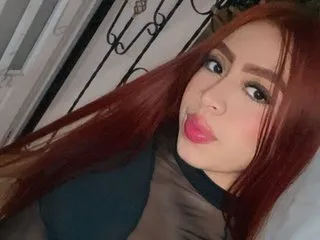 LilyCoquette live room