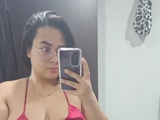 LunaNova21 live room