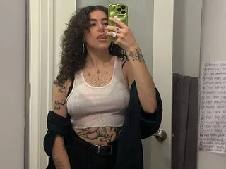 Velvette_Peach live room