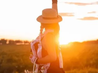 WhiteAangeL live room