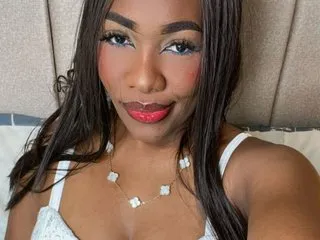 whitneyyfox live room